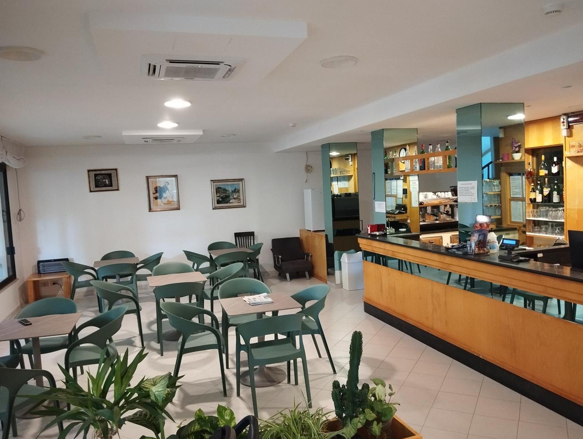 Hotel Irene Riccione Exterior photo